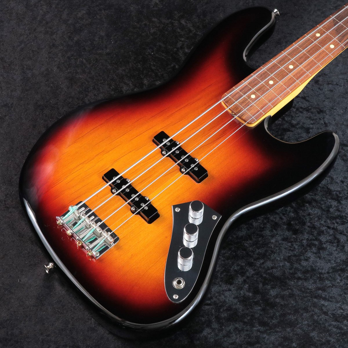 FENDER / Artist Serise Jaco Pastorius Jazz Bass Fretless Pau Ferro FB 3-Color Sunburst(重量:4.14kg)【アウトレット】 【御茶ノ水本店】
