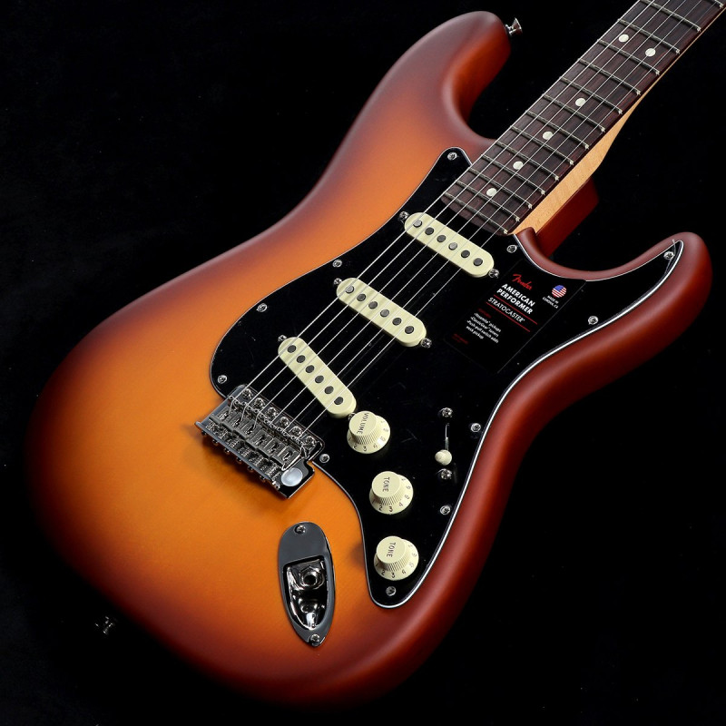 Fender / FSR American Performer Spruce Stratocaster Honey Burst