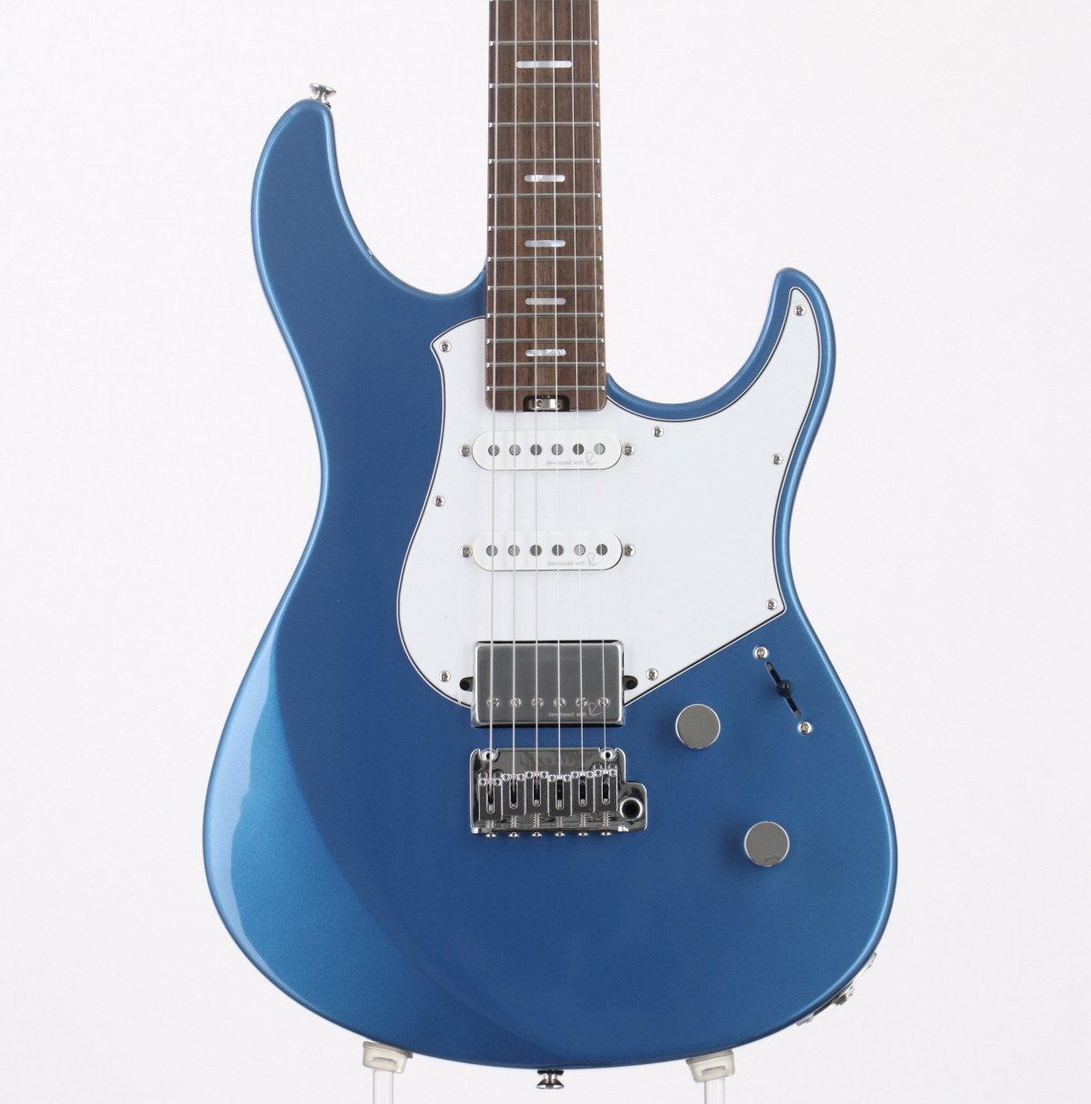 S118★ YAMAHA PACS+12 エレキギター S118☆ YAMAHA PACS+12 エレキギター S118☆ YAMAHA PACS+12 エレキ