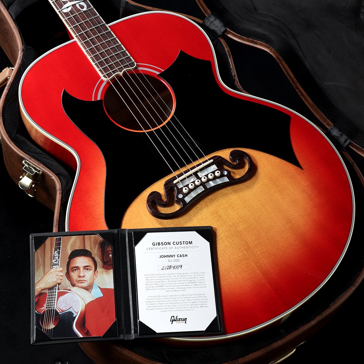 Gibson / Custom Shop Johnny Cash SJ-200 Vintage Cherry Sunburst