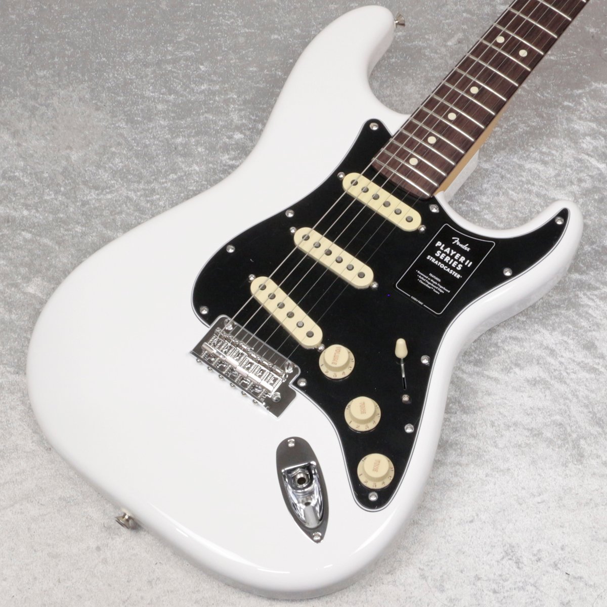 Fender / Player II Stratocaster Rosewood Fingerboard Polar White Fender / Player II Stratocaster Rosewood Fingerboard Polar White
