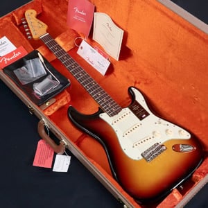 Fender USA / American Vintage II 1961 Stratocaster Rosewood 3