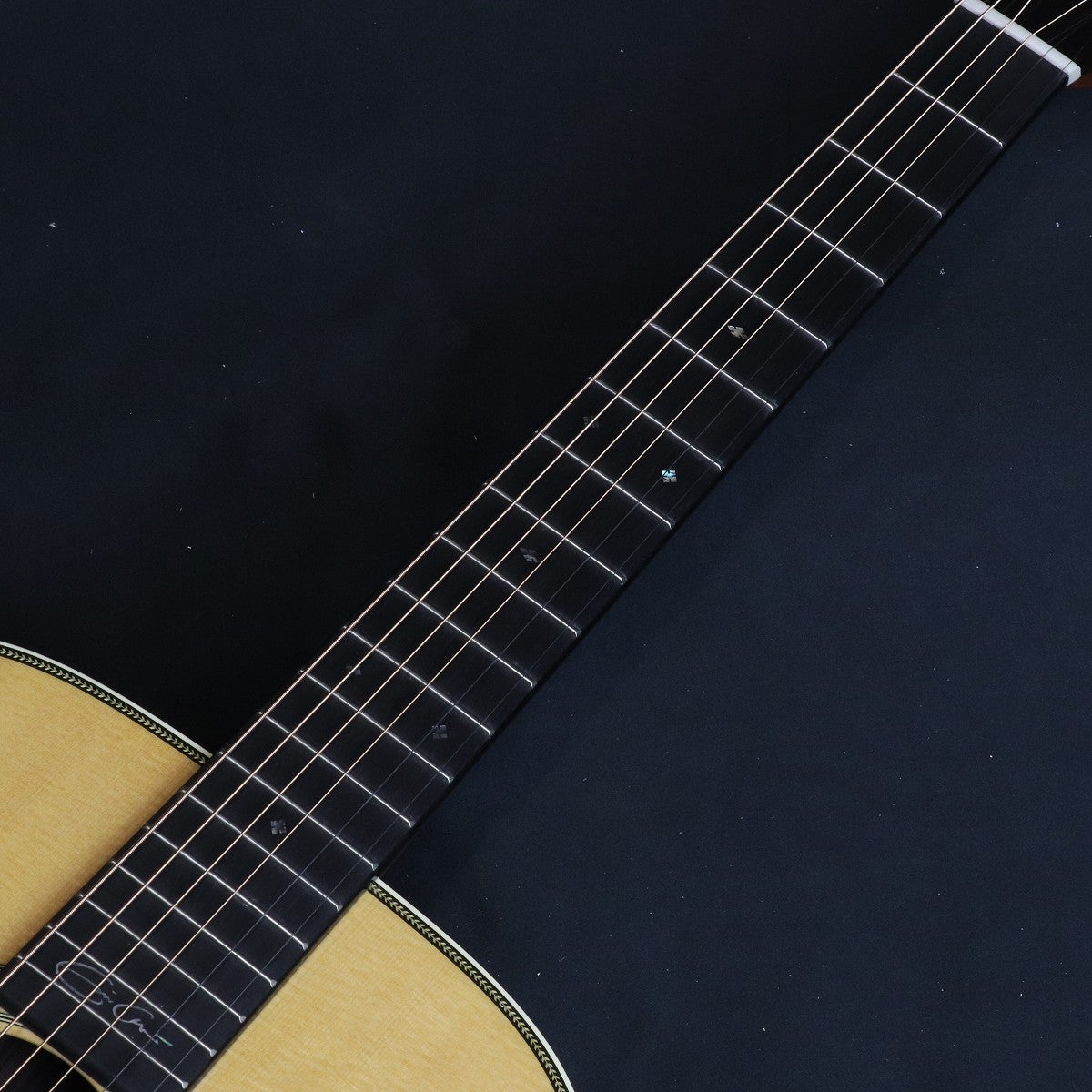 Martin / OOO-28EC Eric Claptonシグネイチャーモデル