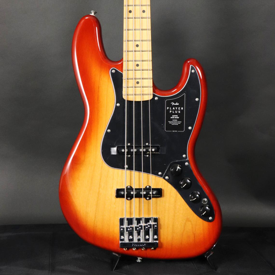 Fender Mexico / Player Plus Jazz Bass Maple Fingerboard Sienna