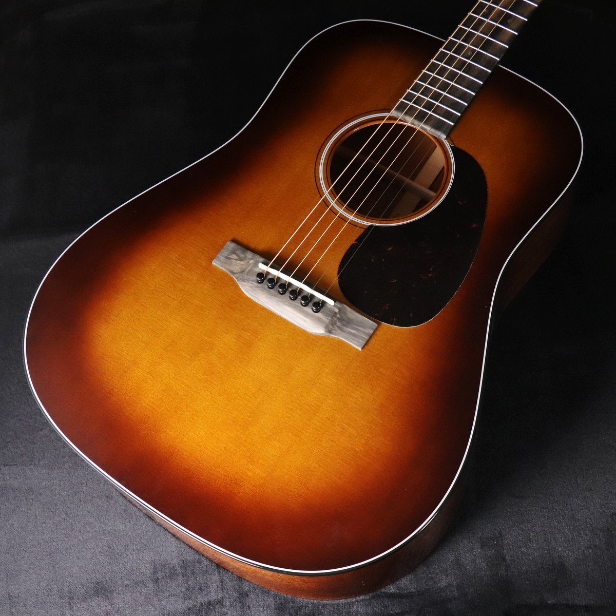 Martin D-18 Ambertone 2022年製 Martin / D-18 Ambertone 【SN 2871192】 【梅田店】 | フラットトップ