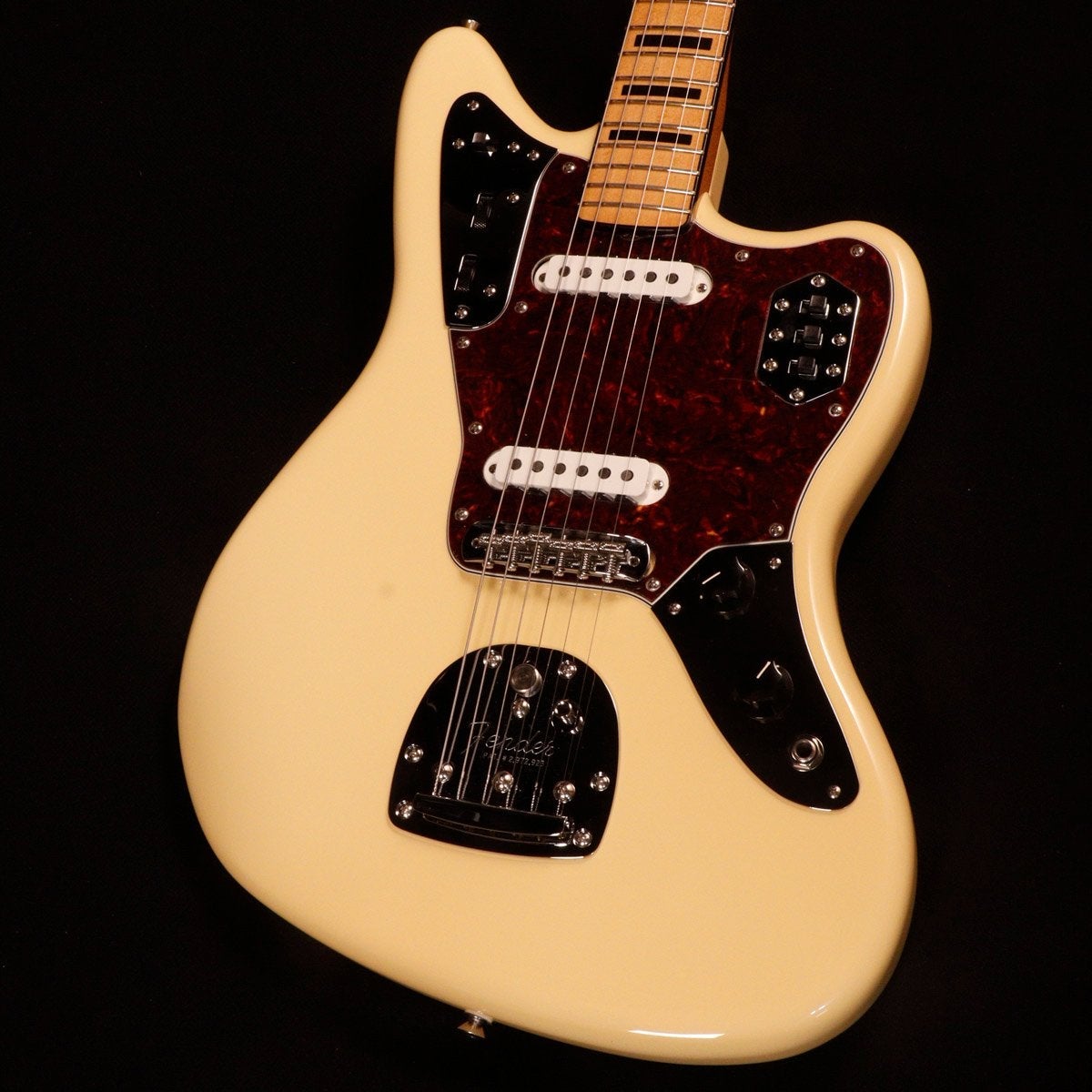 Fender / Vintera II 70s Jaguar Maple Fingerboard Vintage White ≪S