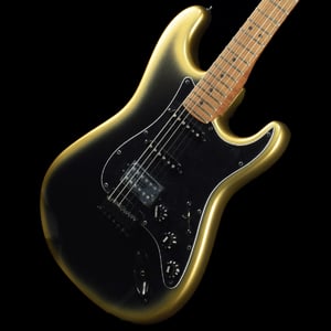 Fender / FSR American Professional II Stratocaster HSS HT Roasted Flame Maple Neck Gold Night 【S/N：US24066196】