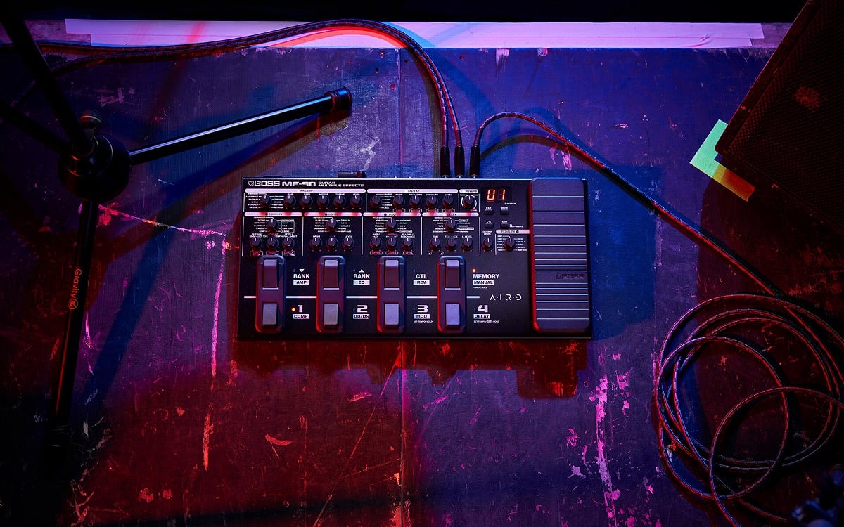 BOSS / ME-90 Roland製ヘッドフォン&純正ACアダプター 同時購入セット