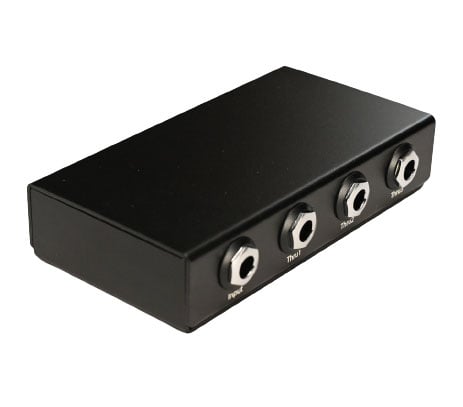 音質重視のシグナルジャンクションボックス/エフェクターの下に敷く