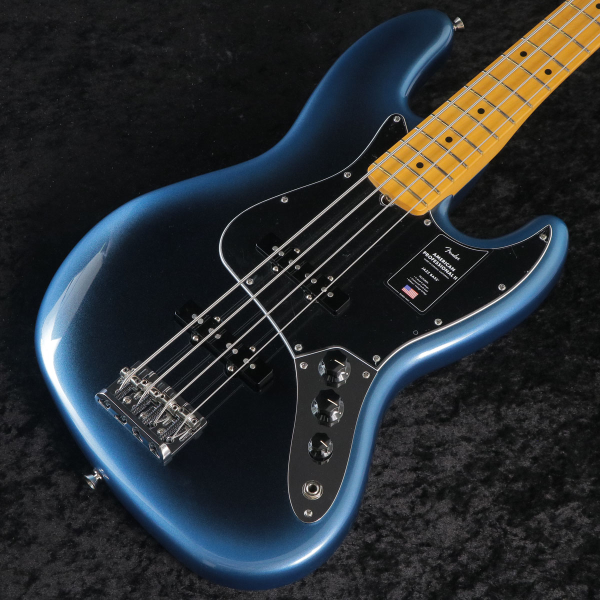 Fender/ American Professional II Jazz Bass Maple Fingerboard Dark