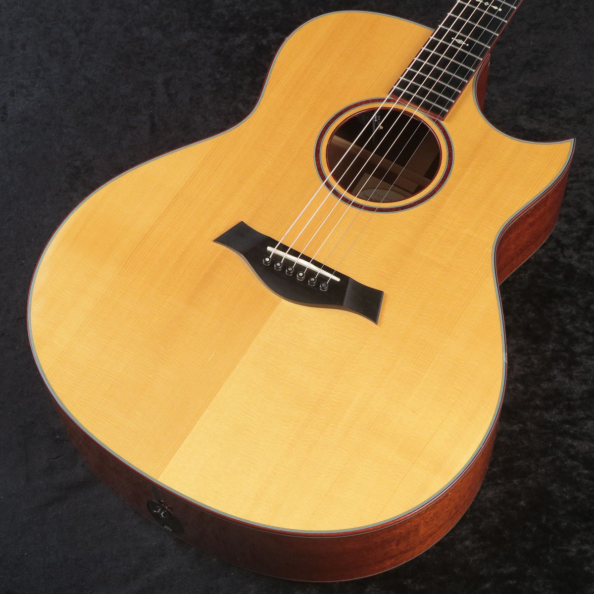 中古】TAYLOR / CUSTOM GO 【御茶ノ水HARVEST_GUITARS】【10/19値下げ