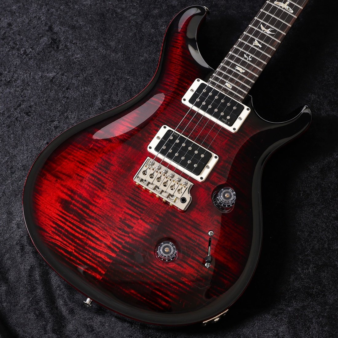 Paul Reed Smith (PRS) / 2025 Custom 24 Fire Smokeburst Pattern