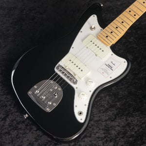 Fender / Made in Japan Junior Collection Jazzmaster Maple Fingerboard Black 【長期展示アウトレット】【S/N JD24016802】【御茶ノ水本店】