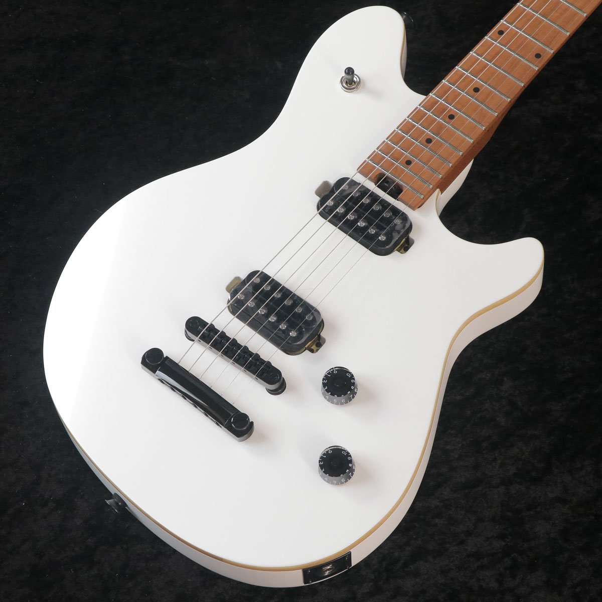 限定値下げ　EVH WOLFGANG STANDARD 美品 1_Full_Straight_Front_NA-