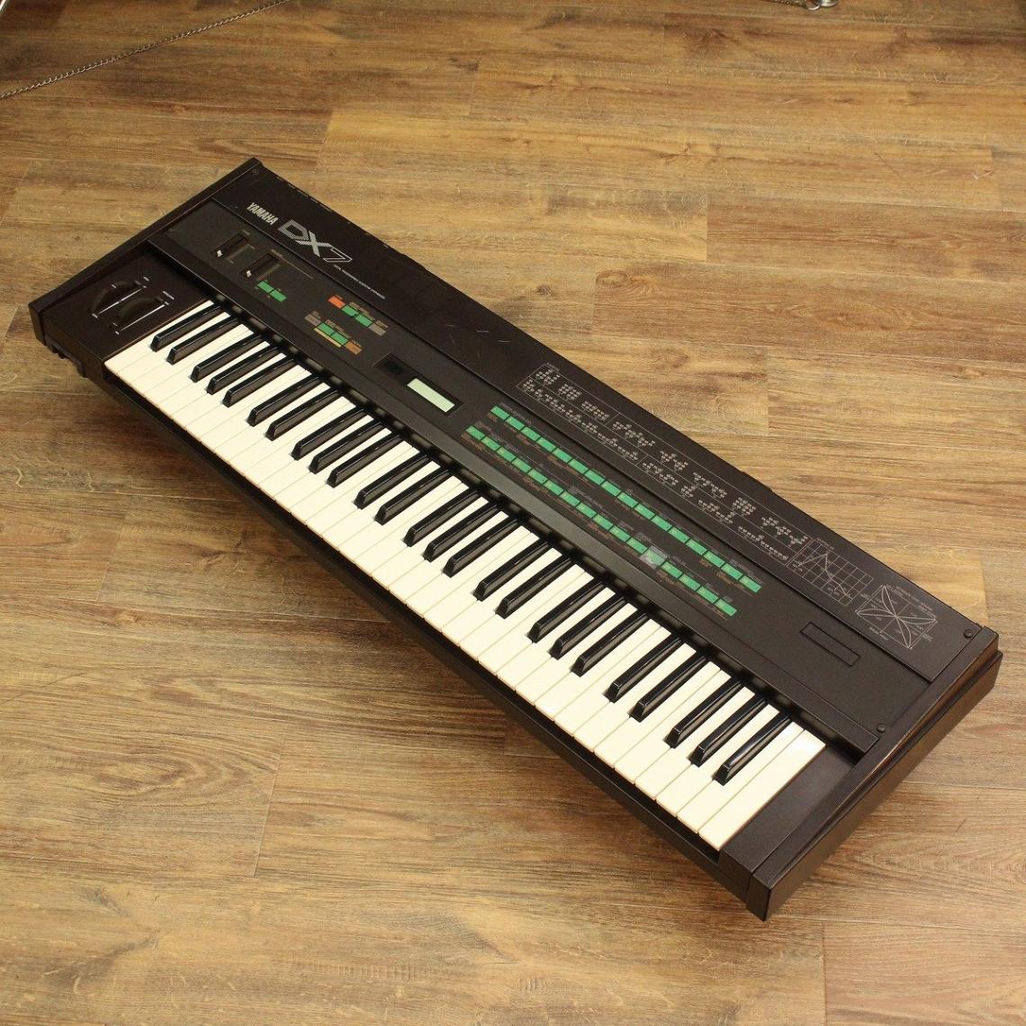 中古】 YAMAHA / DX7 FM Synthesizer 【キーボードマート新宿】【新宿