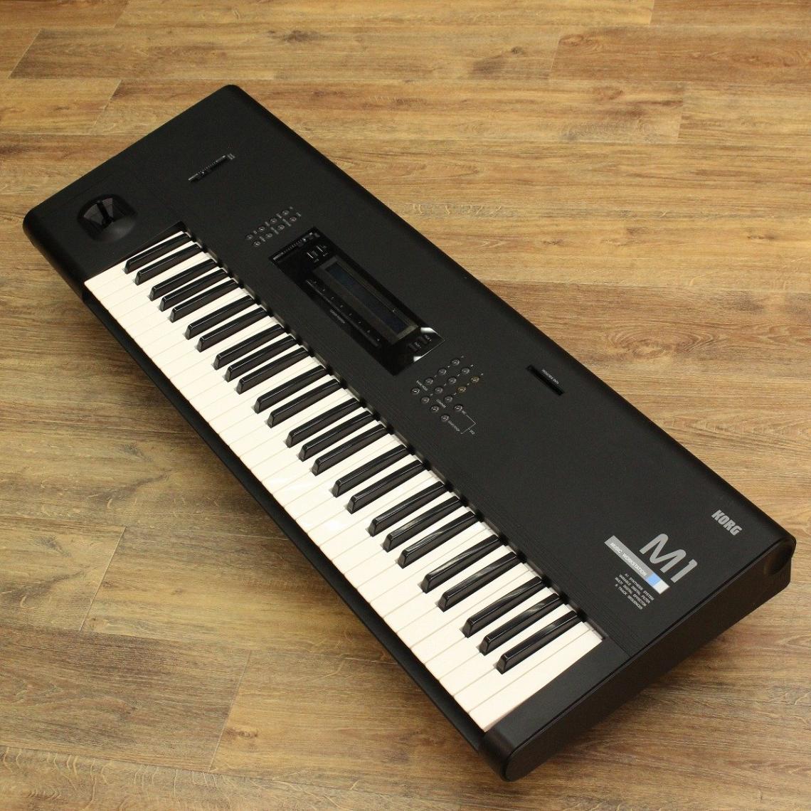 KORG コルグ M1 MUSIC WORKSTATION シンセサイザー KORG コルグ M1