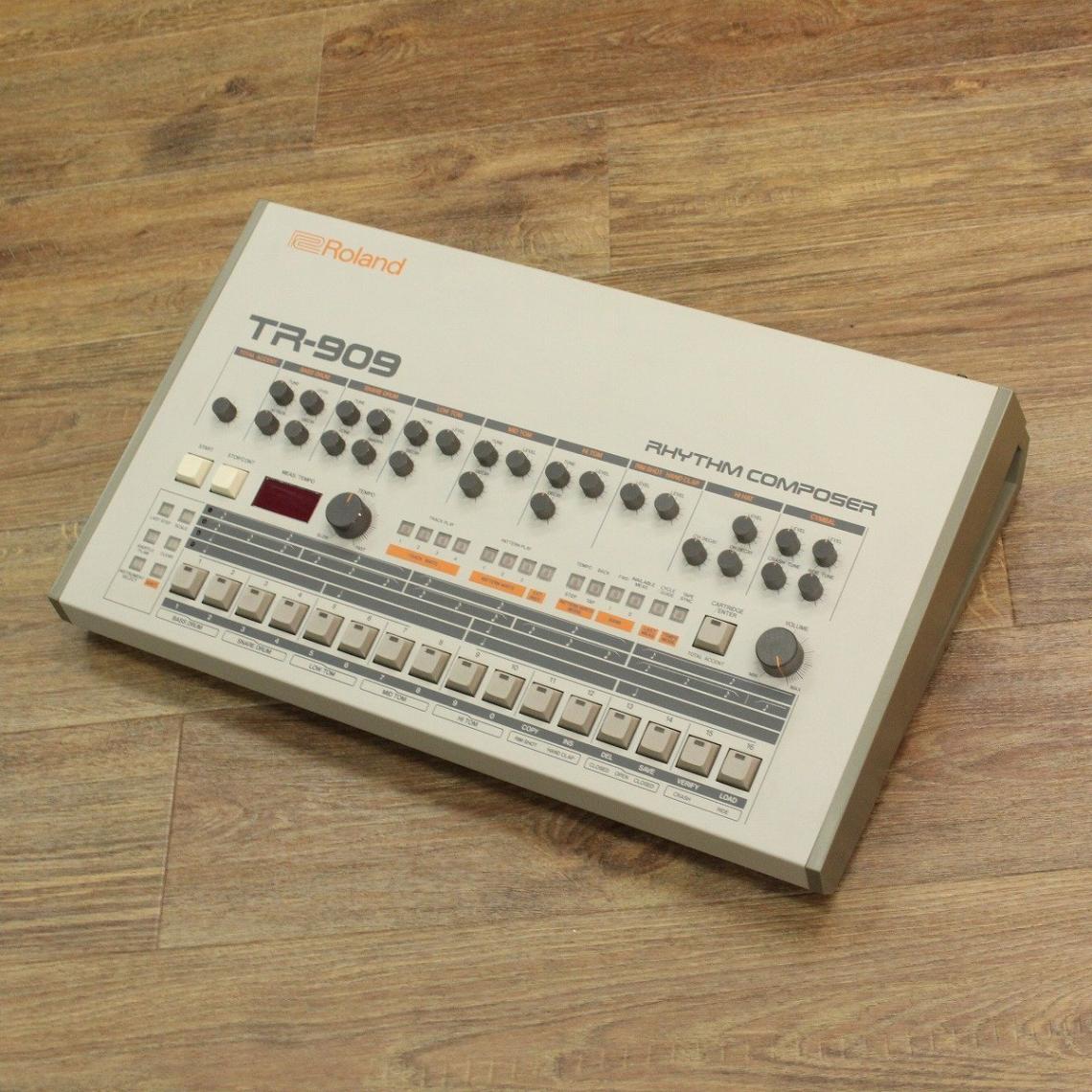 中古】 Roland / TR-909 Rhythm Composer【VINTAGE】 【キーボード