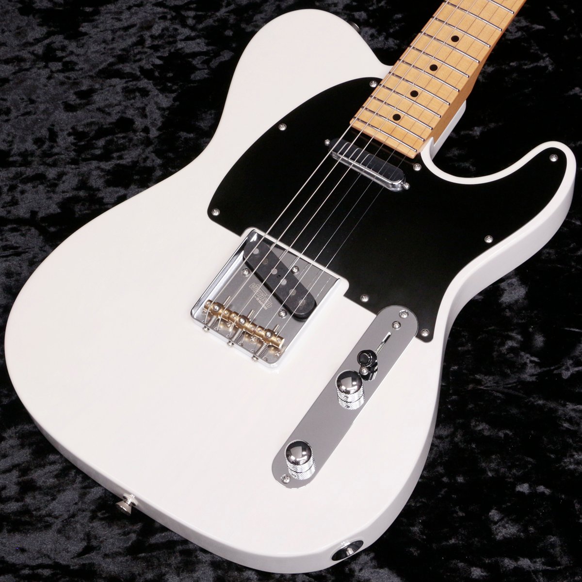 suhr classic antique 未使用品 used】Suhr Guitars / Core Line Classic S Antique BLK/R #64929 3.54