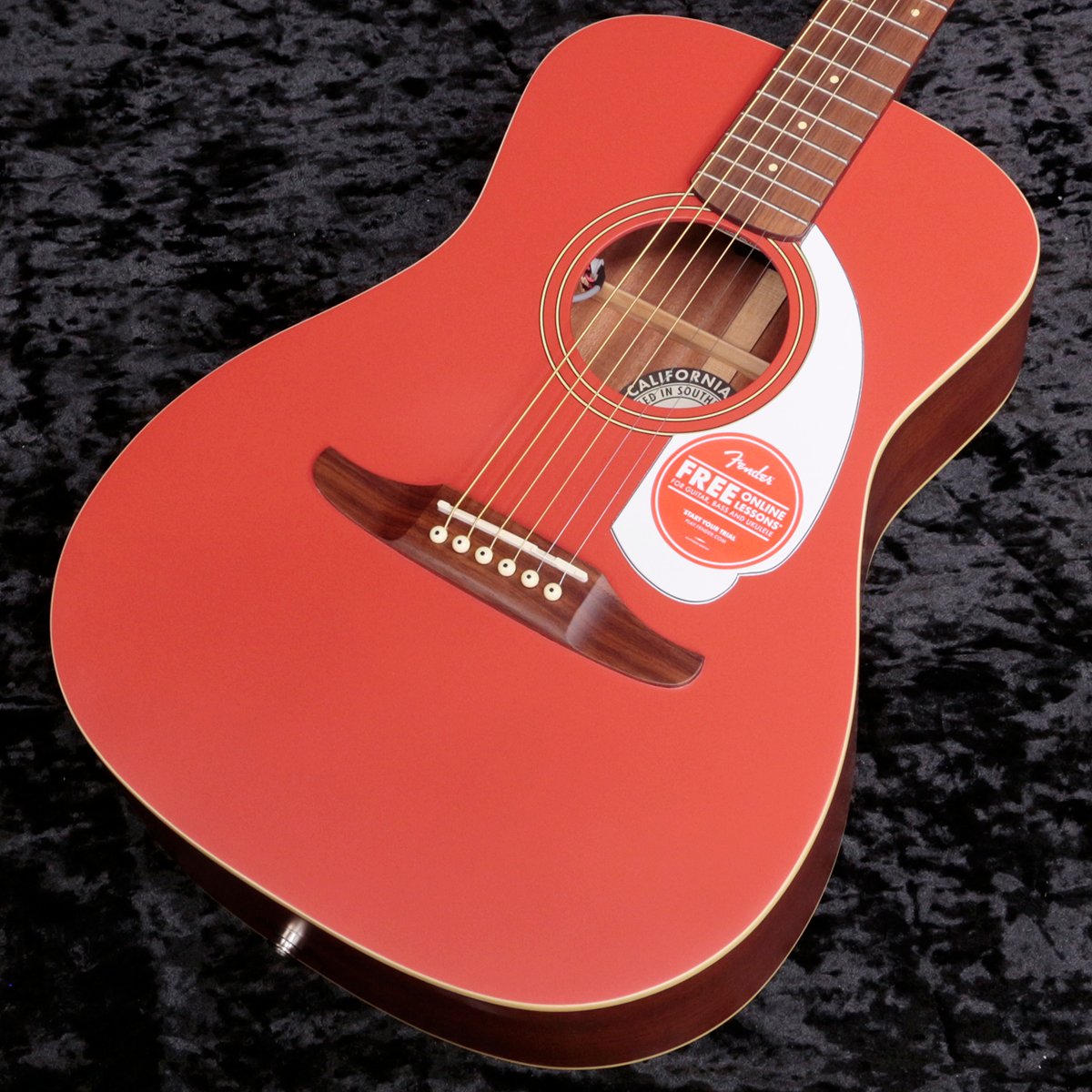 Fender / Malibu Player Walnut Fingerboard White Pickguard Fiesta