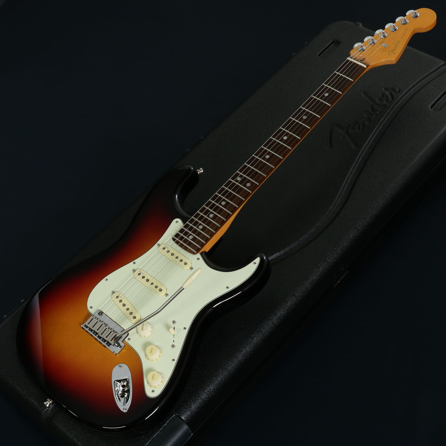 Fender (ストラトキャスタータイプ × サンバースト × B＋：多少傷は