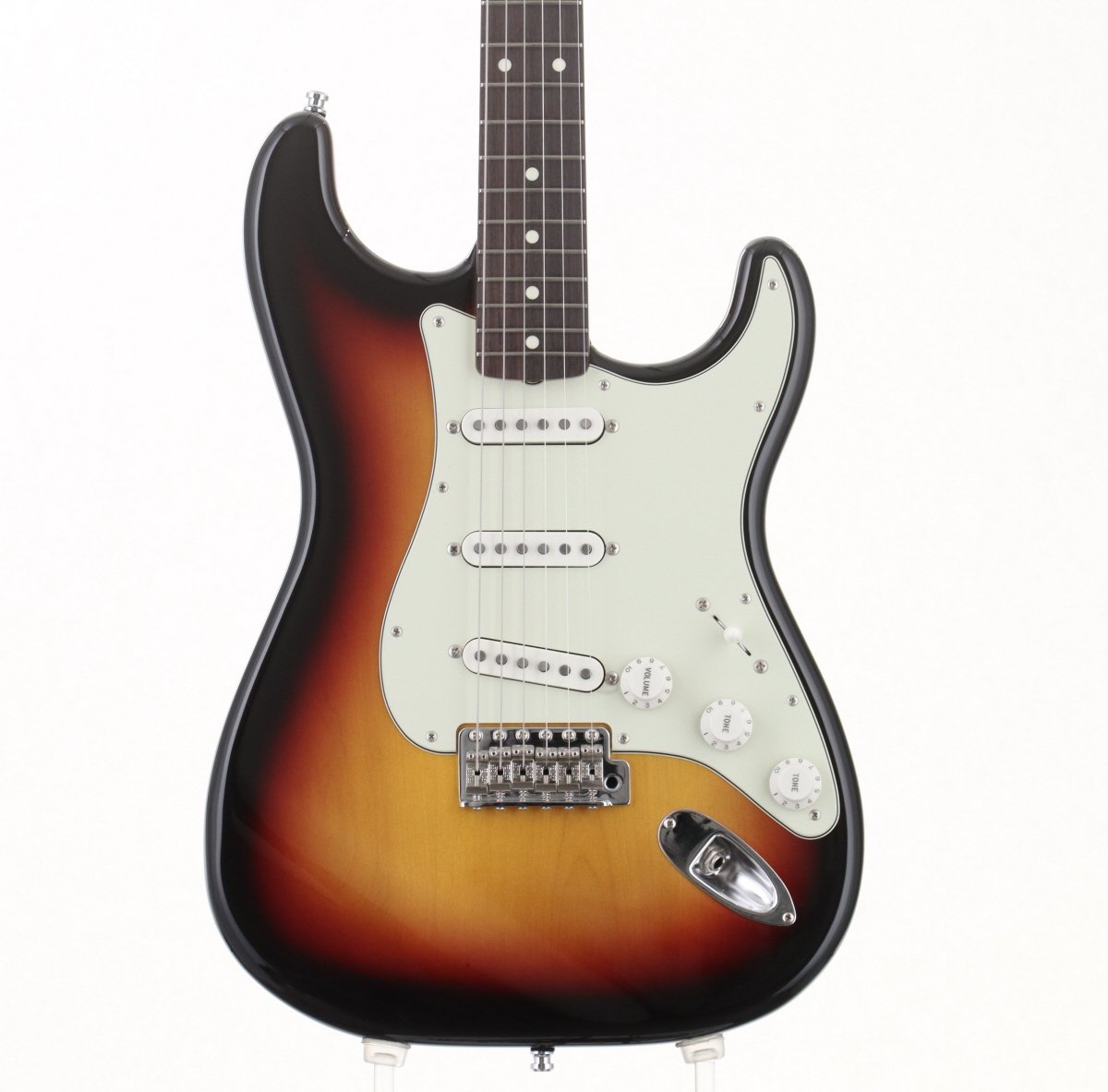 ストラトキャスタータイプ × FENDER MADE IN JAPAN × サンバースト)の