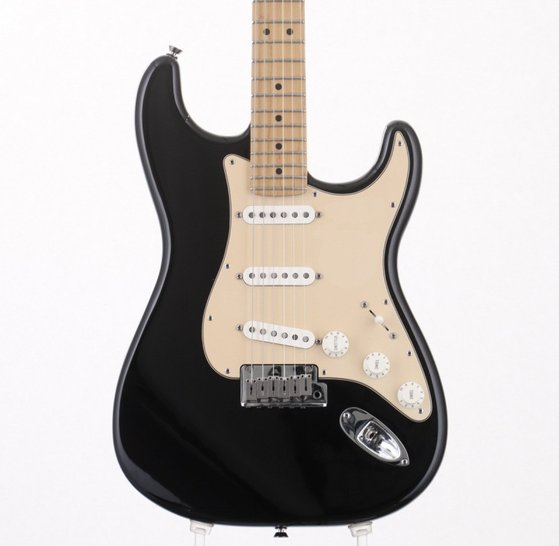 【中古】Fender USA / American Stratocaster Maple Fingerboard Black ［3.47kg/2006年製］【S/N Z6129393】フェンダー ストラトキャスター 【池袋店】