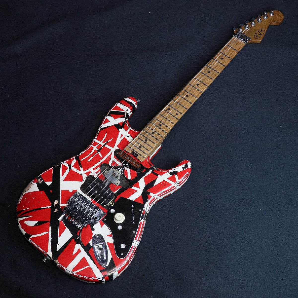EVH / Striped Series Frankie Red/White/Black Relic 【横浜店】【S/N