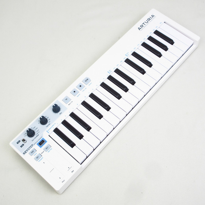 ジャンク Arturia 49-Key Universal MIDI Controller アートリア MIDIキーボード 中古ジャンク品 ジャンク Arturia 49-Key Universal MIDI Controller アートリア MIDI