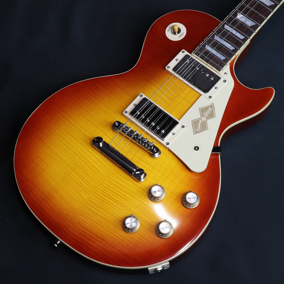 ギター Epiphone Inspired by Gibson Les Paul CLS エピフォンのプレミアム・ラインから人気アニメ『ぼっち・ざ・ろっく