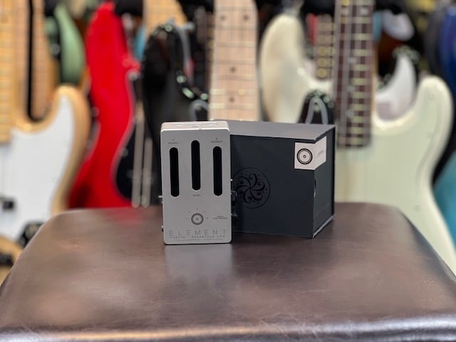 特価】Darkglass Electronics / ELEMENT Cabsim・Headphone amp ダーク