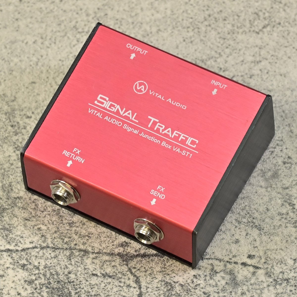 VITAL AUDIO VA-ST1 ジャンクションボックス エフェクター 中古】VITAL AUDIO / VA-ST1 ジャンクションボックス【値下げ
