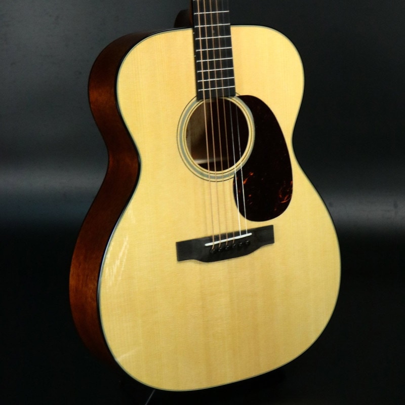Martin / 000-18 Standard 2025年仕様 【S/N 2961730】【アウトレット特価】