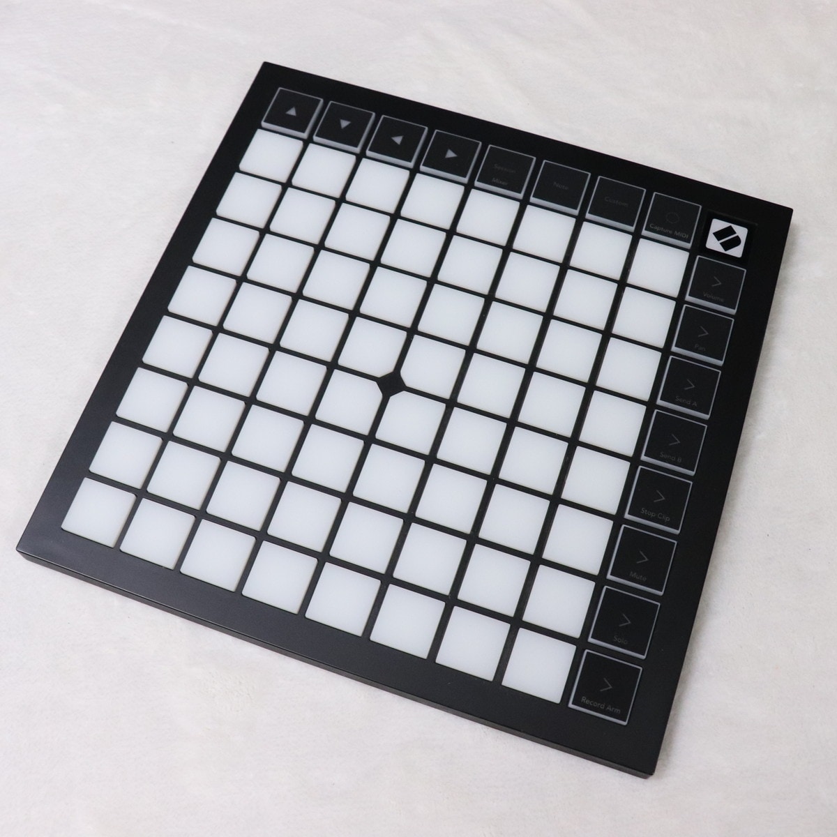 【ほぼ未使用】Novation Launchpad X MIDIコントローラー Launchpad X | Novation