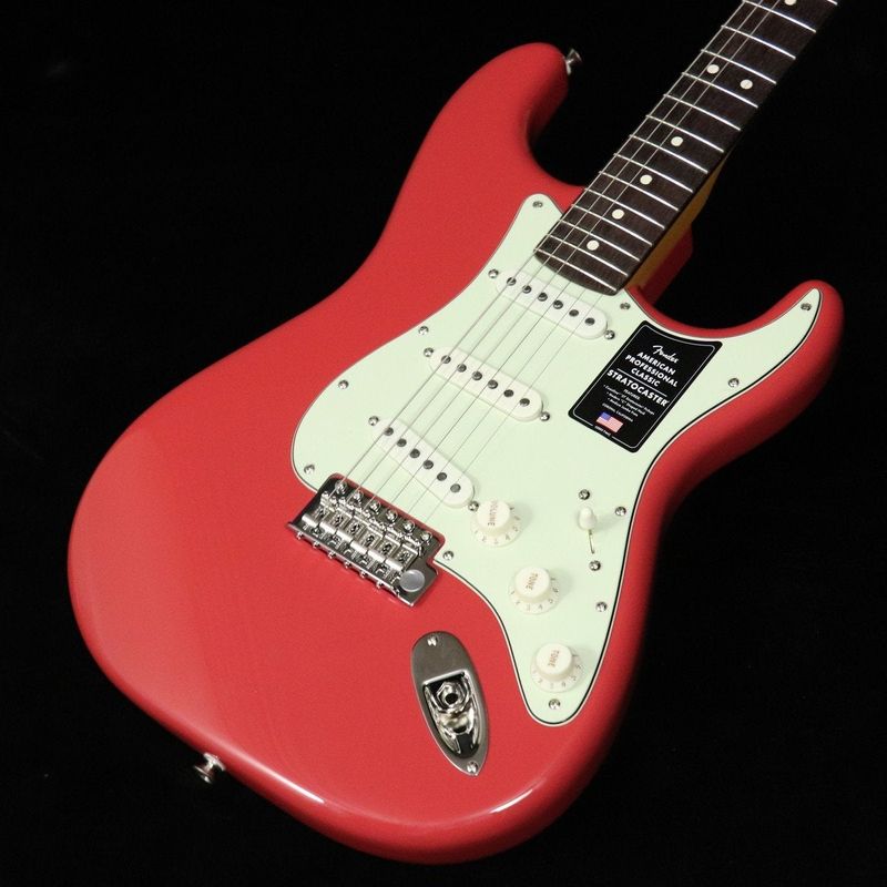 ストラトキャスタータイプ × FENDER × レッド)の検索結果 | ギター
