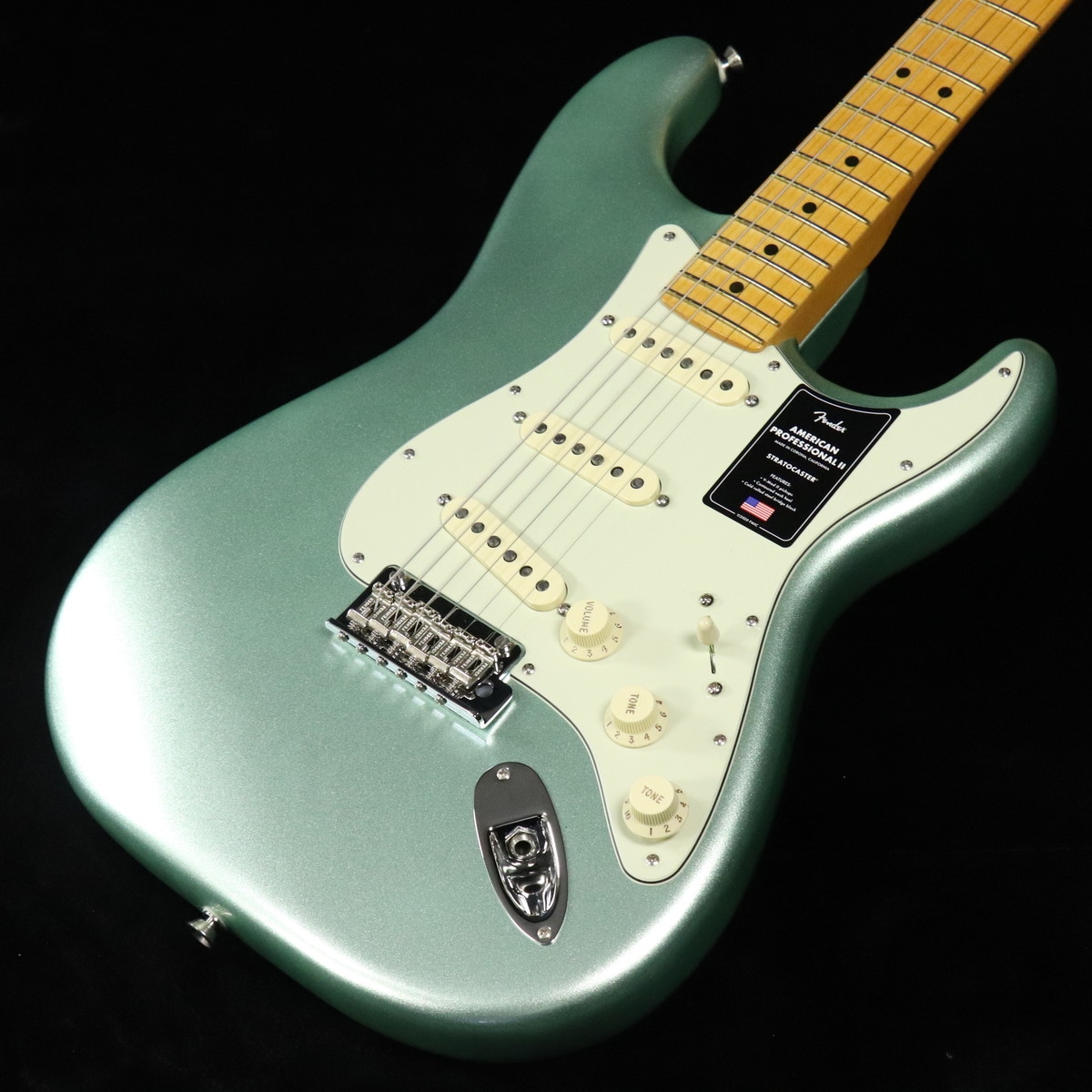 Fender Japan 2011 stratocasterほぼ未使用 mint Fender Japan 2011 stratocasterほぼ未使用 mint