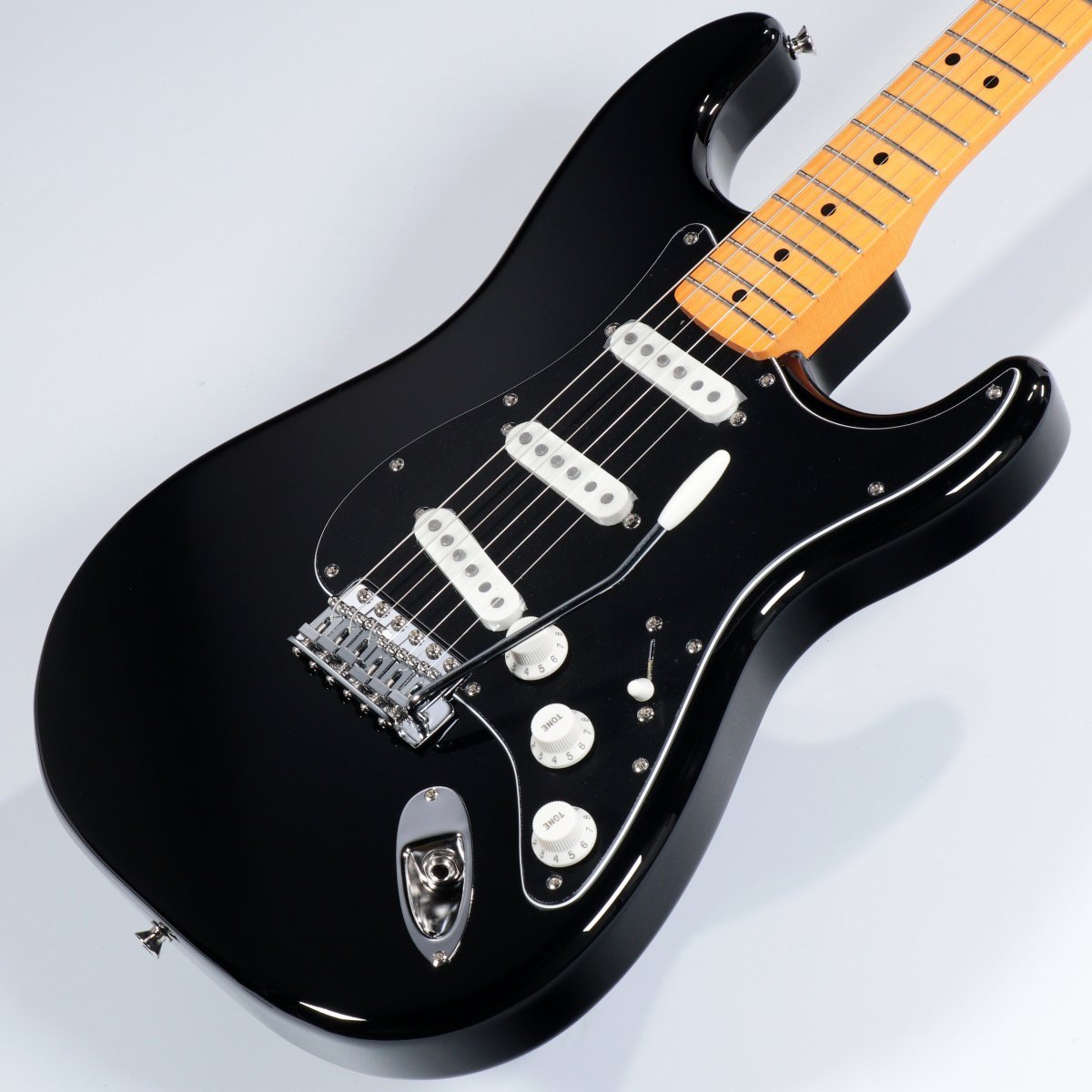 ストラトキャスター Stratocaster ブラック Fender Standard Stratocaster HSS Laurel Fingerboard Black