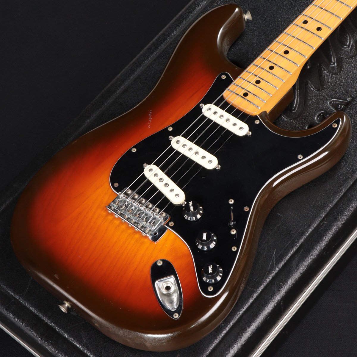 fender japan ストラトキャスター　サンバースト 中古】Fender / 1982 Stratocaster Tobacco Sunburst【心斎橋店