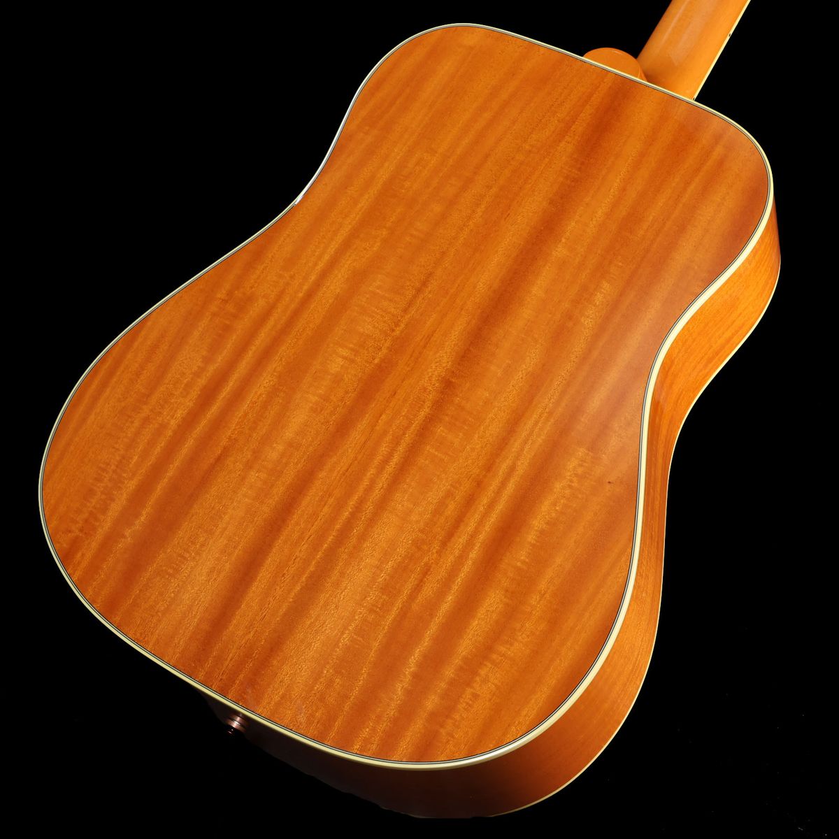 Gibson / Hummingbird Original Heritage Cherry Sunburst (トップに打