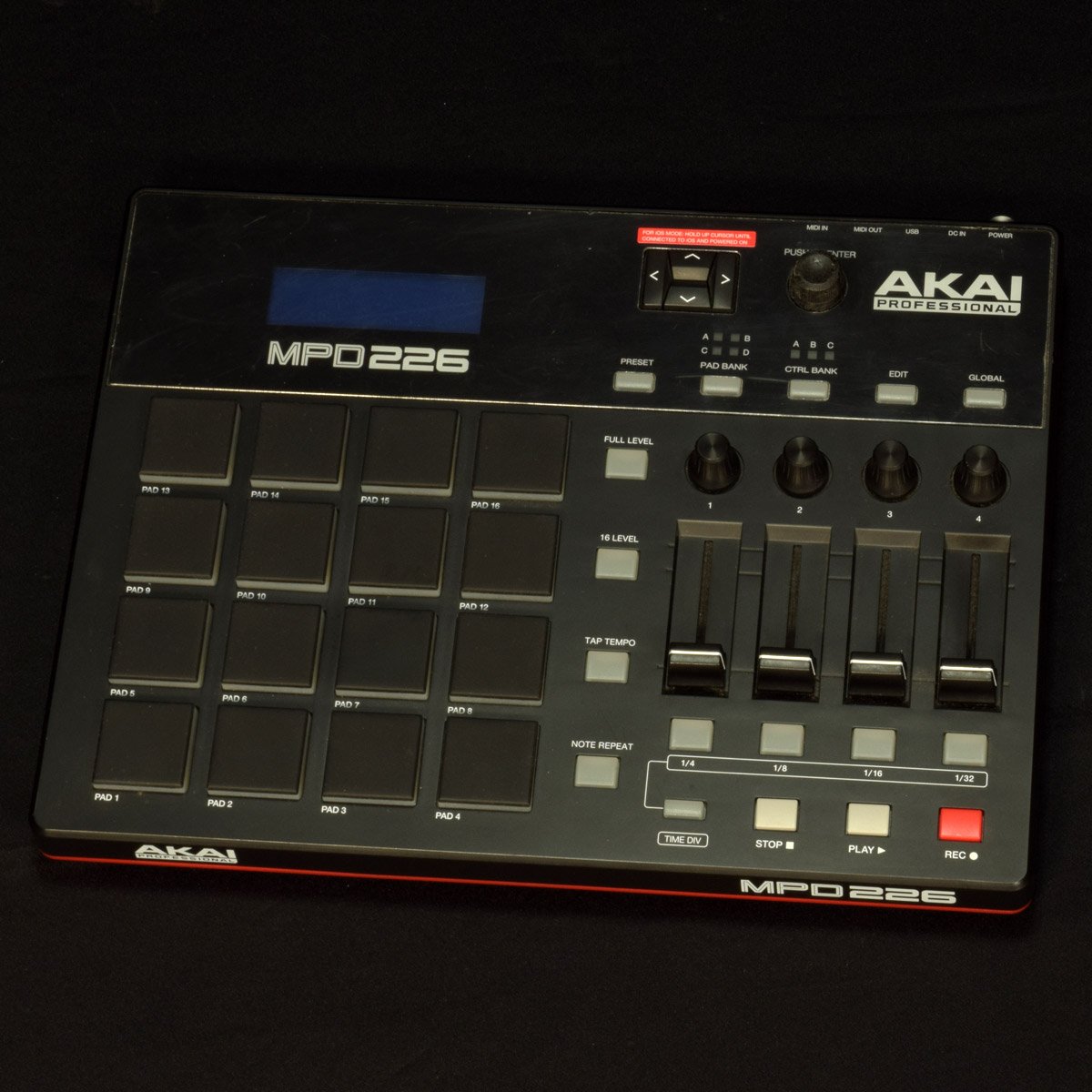 AKAI MPD226 MIDIコントローラー 新古品 中古品】AKAI professional/USB・MIDIコントローラー/MPD226