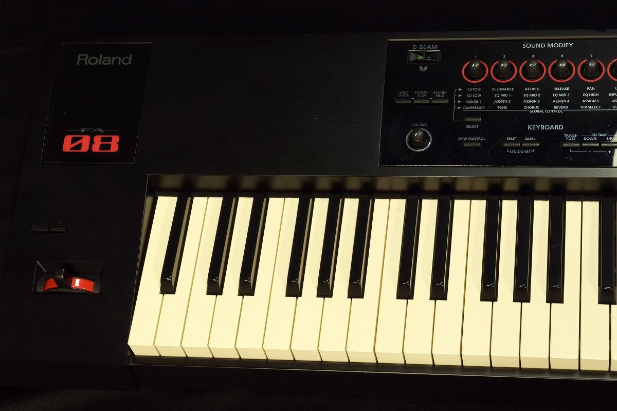 中古】Roland ローランド / FA-08 Music Workstation 【値下げ