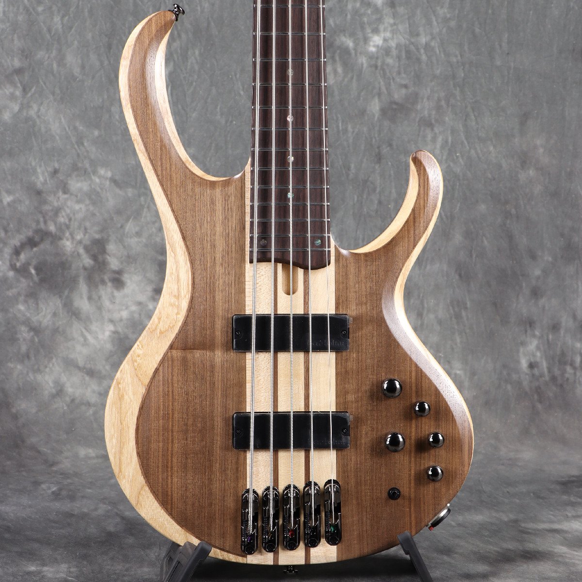 【ななな】Ibanez BTB745 アクティブ5弦ベース ななな】Ibanez BTB745 アクティブ5弦ベース ななな】Ibanez BTB745