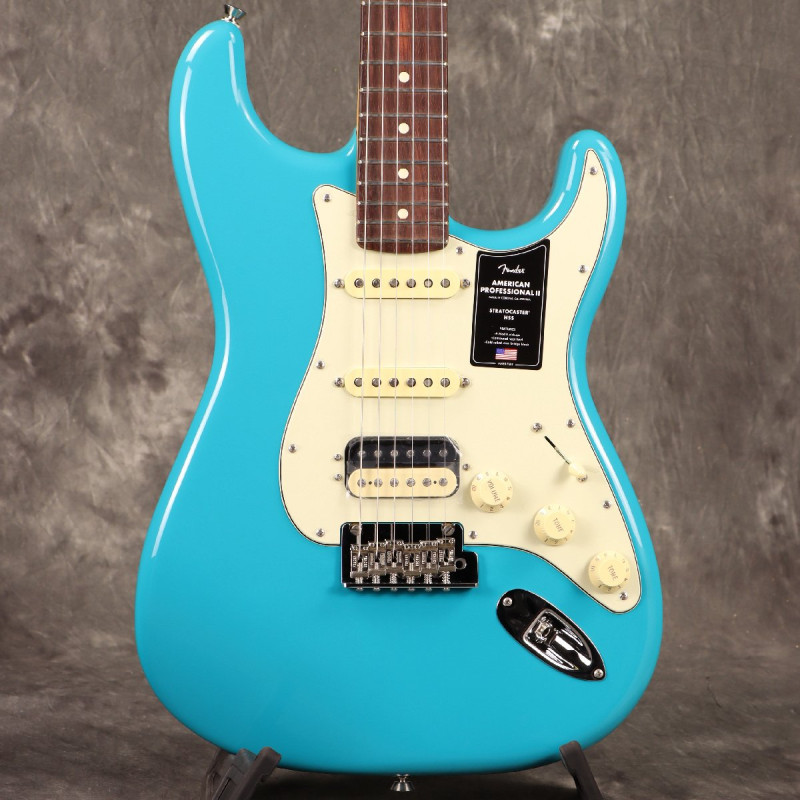 Fender (ストラトキャスタータイプ × 210,000円〜459,999円 × ブルー