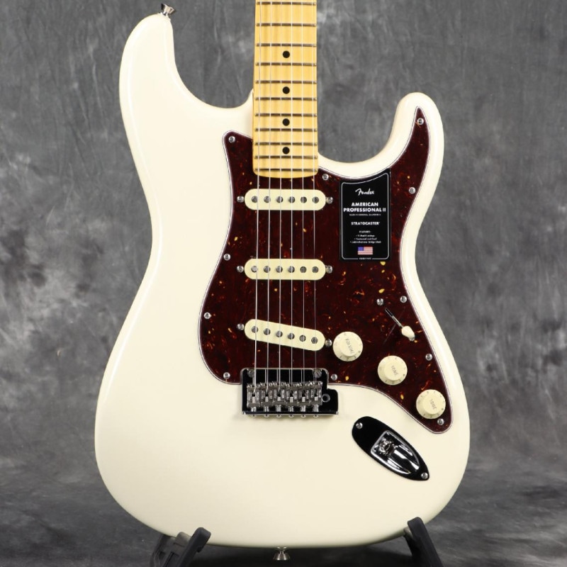 《WEBSHOPクリアランスセール》Fender/ American Professional II Stratocaster Maple Fingerboard Olympic White フェンダー 【3.75kg】[S/N US23045718]