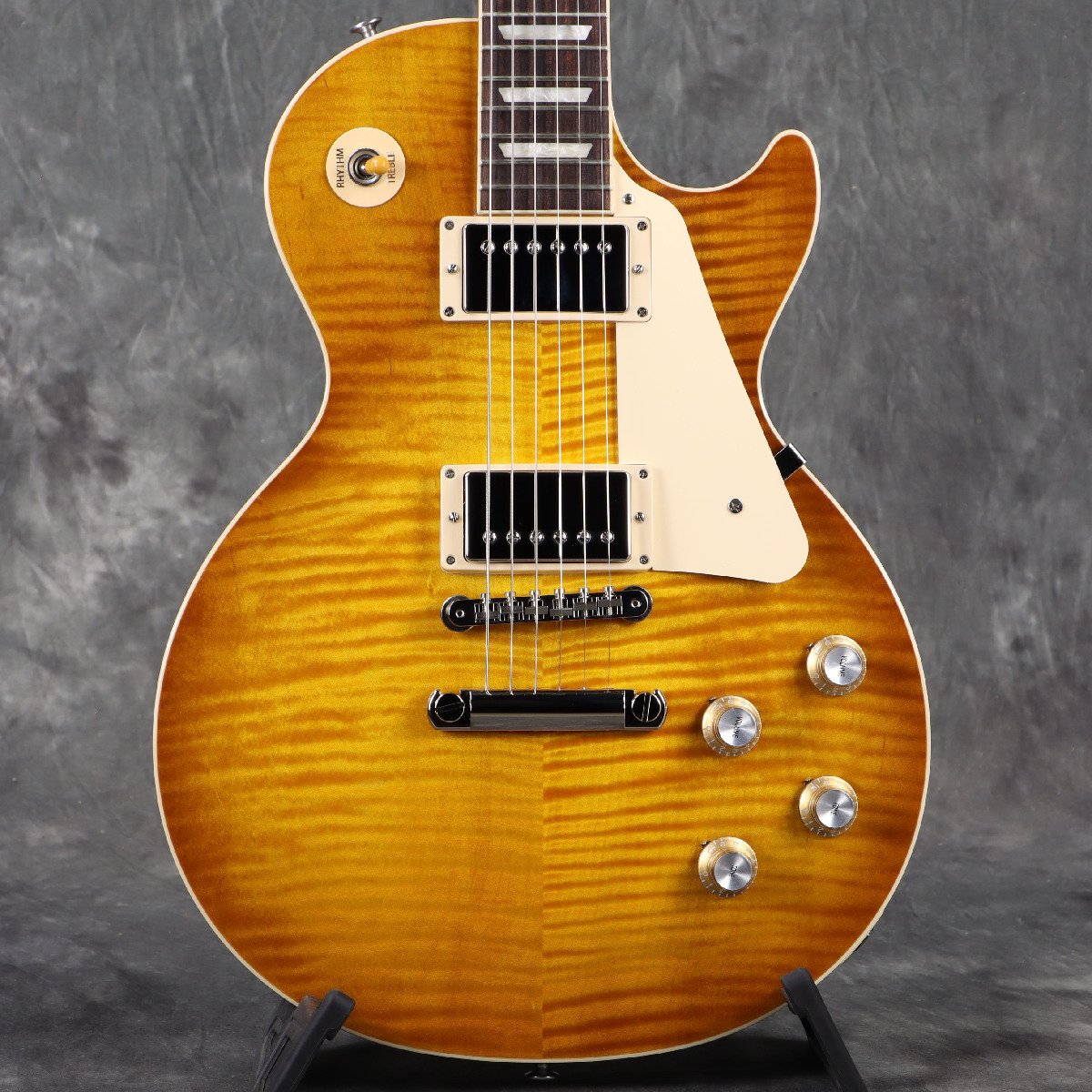 ◎送料無料◎数量限定特価!!◎2019年製◎新品・正規品◎ヨコハマタイヤ BluEarth ブルーアース RV-02 225/55R17 4本価格 ◎ JFKコレクション・ニュース