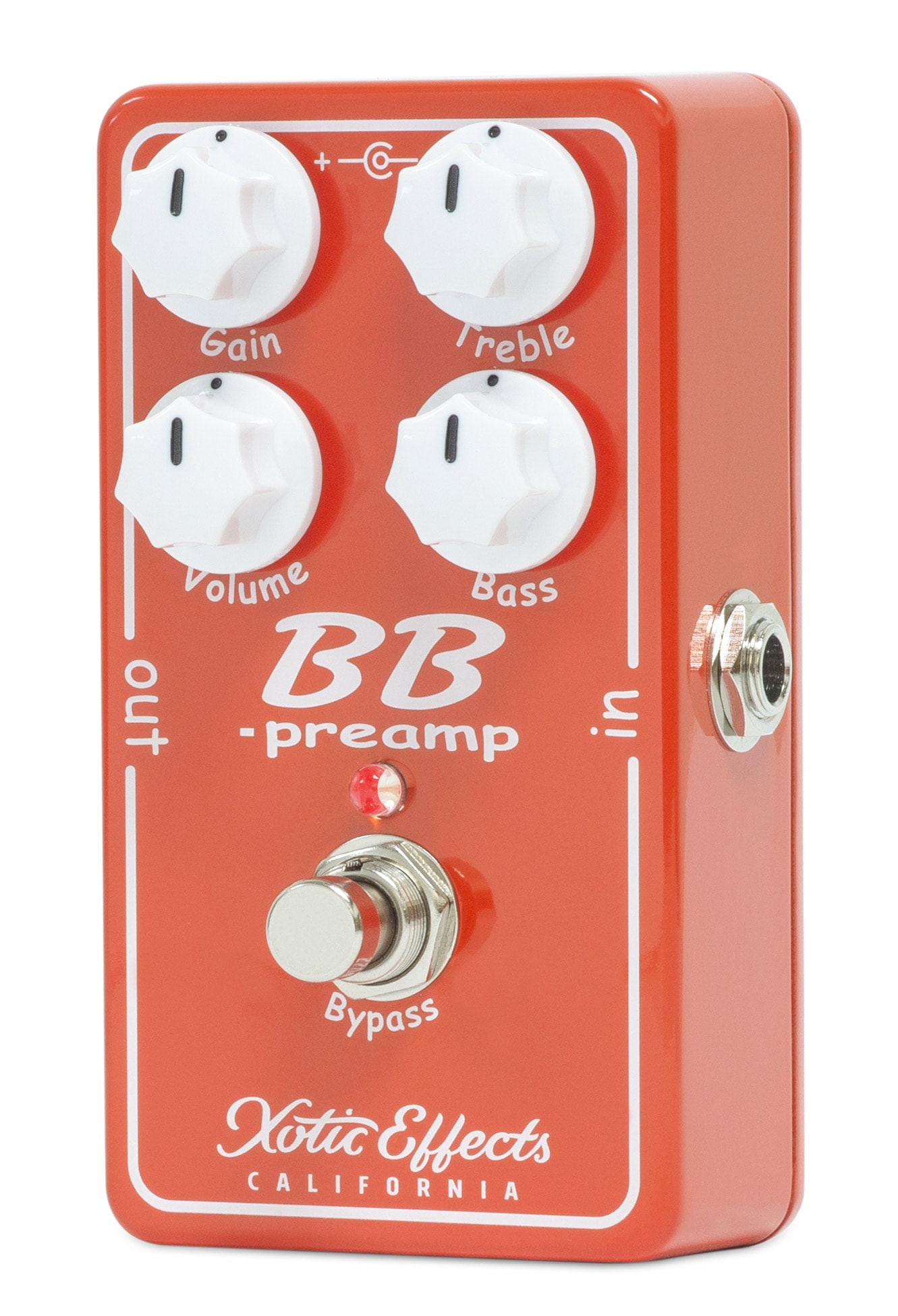 30dB＋のクリーンブースト + ±15dBのアクティブ2バンドEQ＝現場で活躍