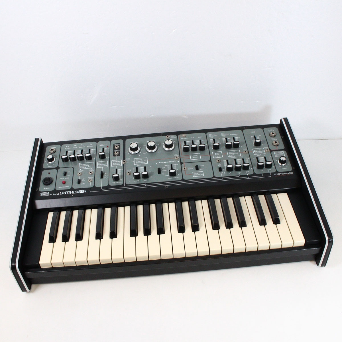 希少 Roland SYSTEM-100 Model 101 シンセサイザー 中古】 ROLAND / SYSTEM-100 MODEL101【渋谷店】 | アナログ
