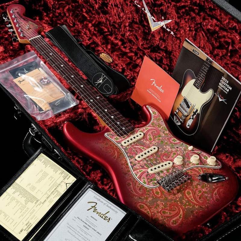 Fender Custom Shop / Limited Edition 1968 Pink Paisley
