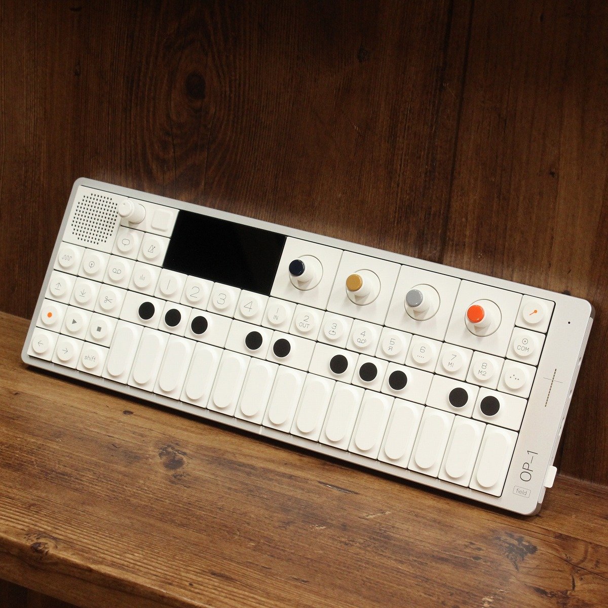 鍵盤楽器 teenage engineering OP-1 中古】 TEENAGE ENGINEERING / OP-1 Field 【キーボードマート新宿
