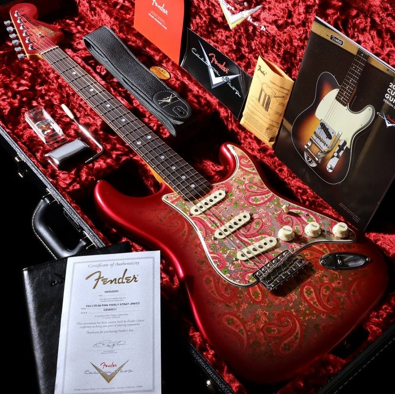 Fender Custom Shop / LTD 1968 Pink Paisley Stratocaster Journeyman Relic Aged Pink Paisley【チョイ傷特価品】【御茶ノ水本店】