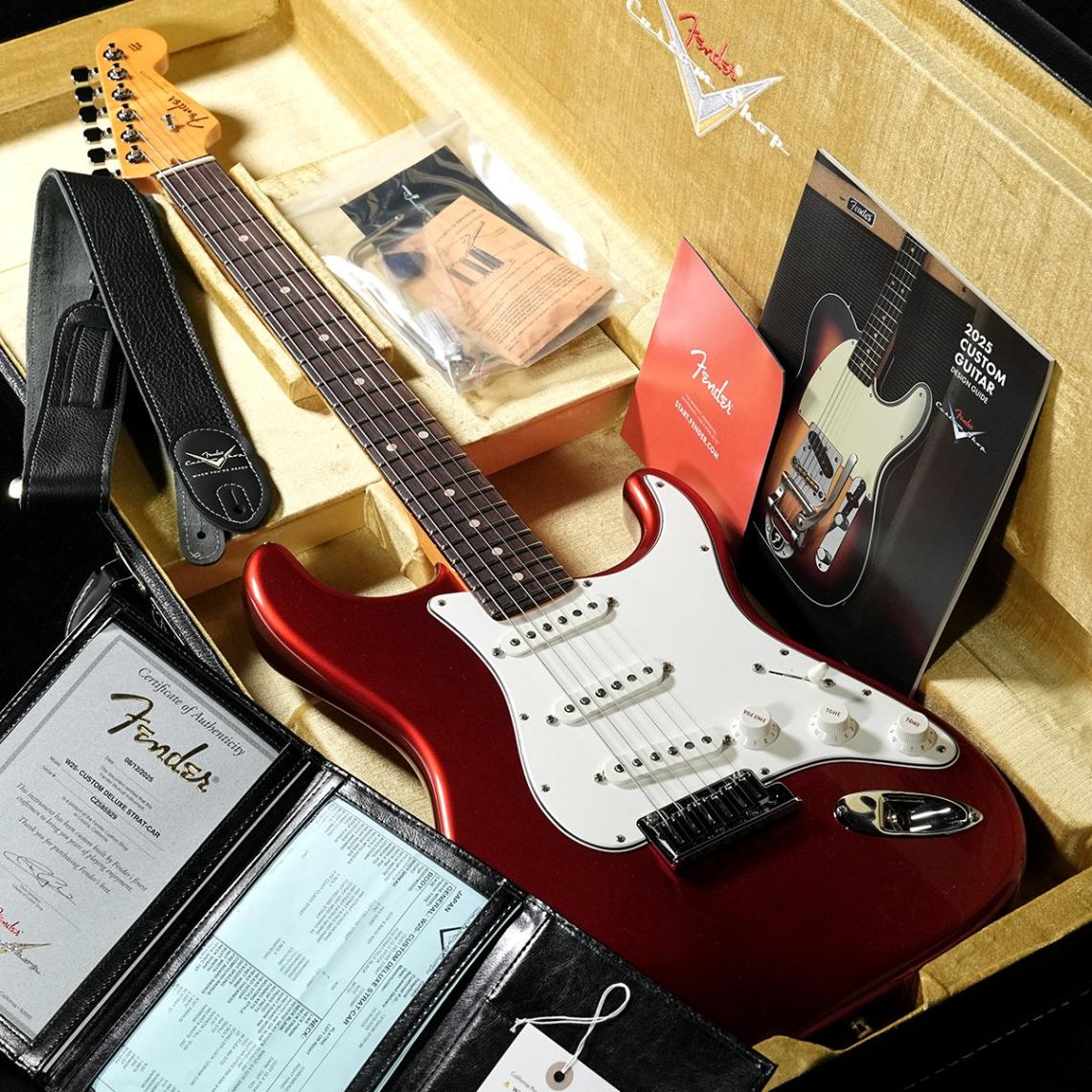ギター Fender custom shop deluxe stratocaster Fender Custom Shop / Limited Edition Custom Deluxe Stratocaster
